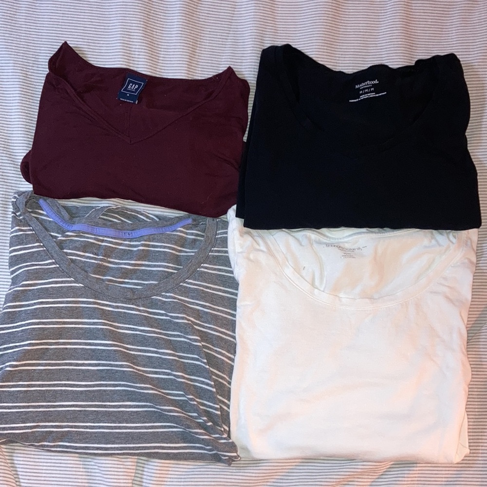 Size M maternity shirt bundle